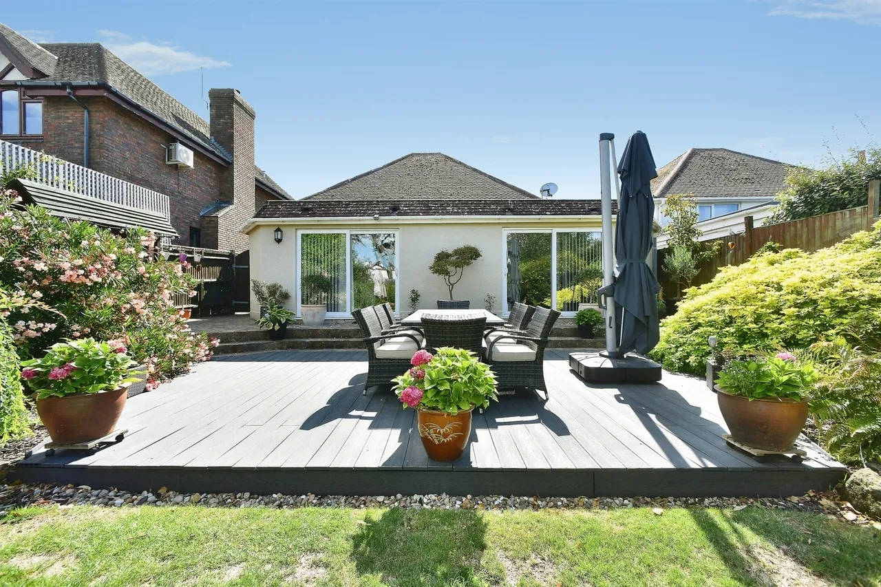 Central Avenue, Telscombe Cliffs, BN10, photo 15