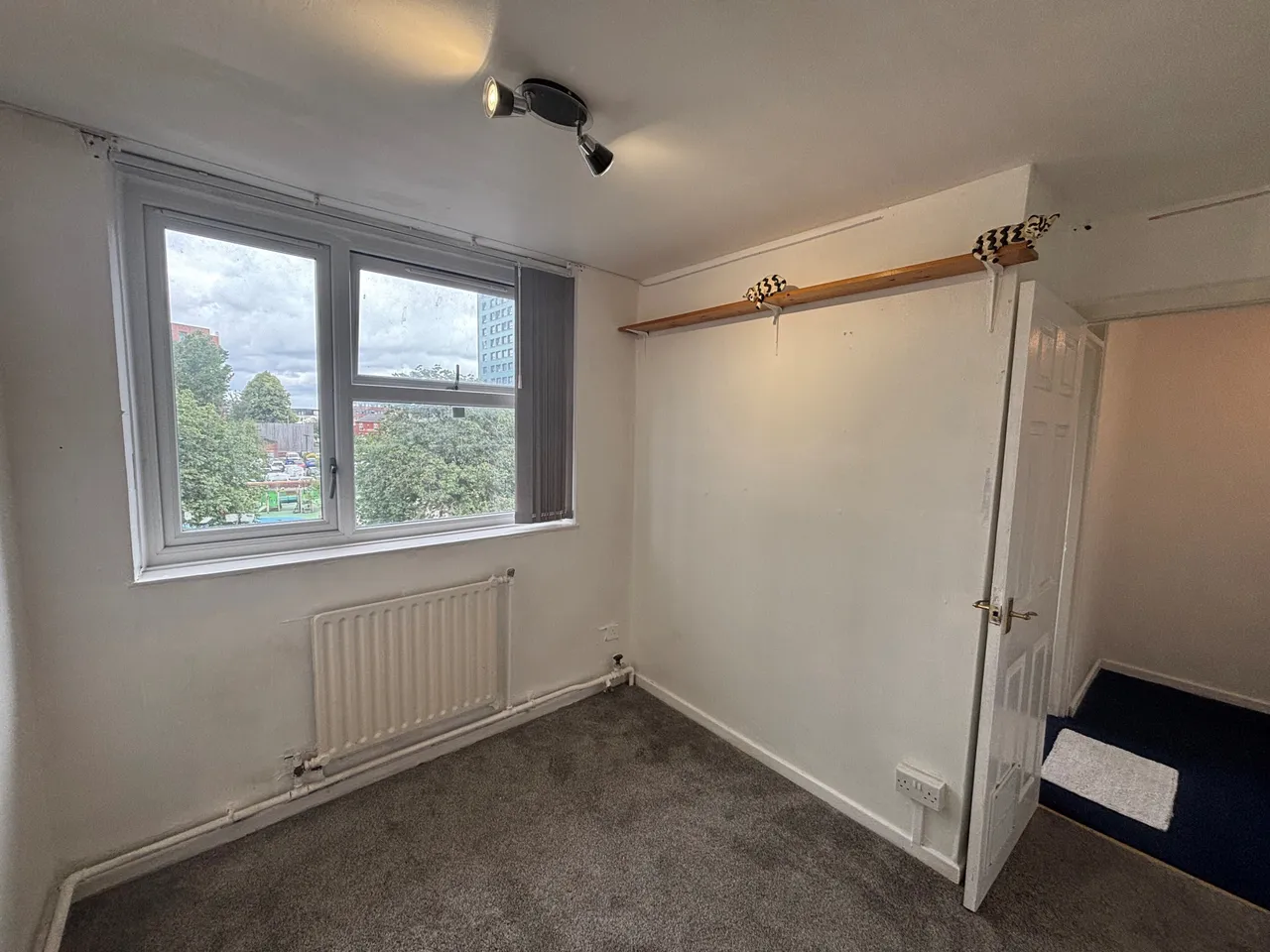 Chesworth Close SK1, photo 10