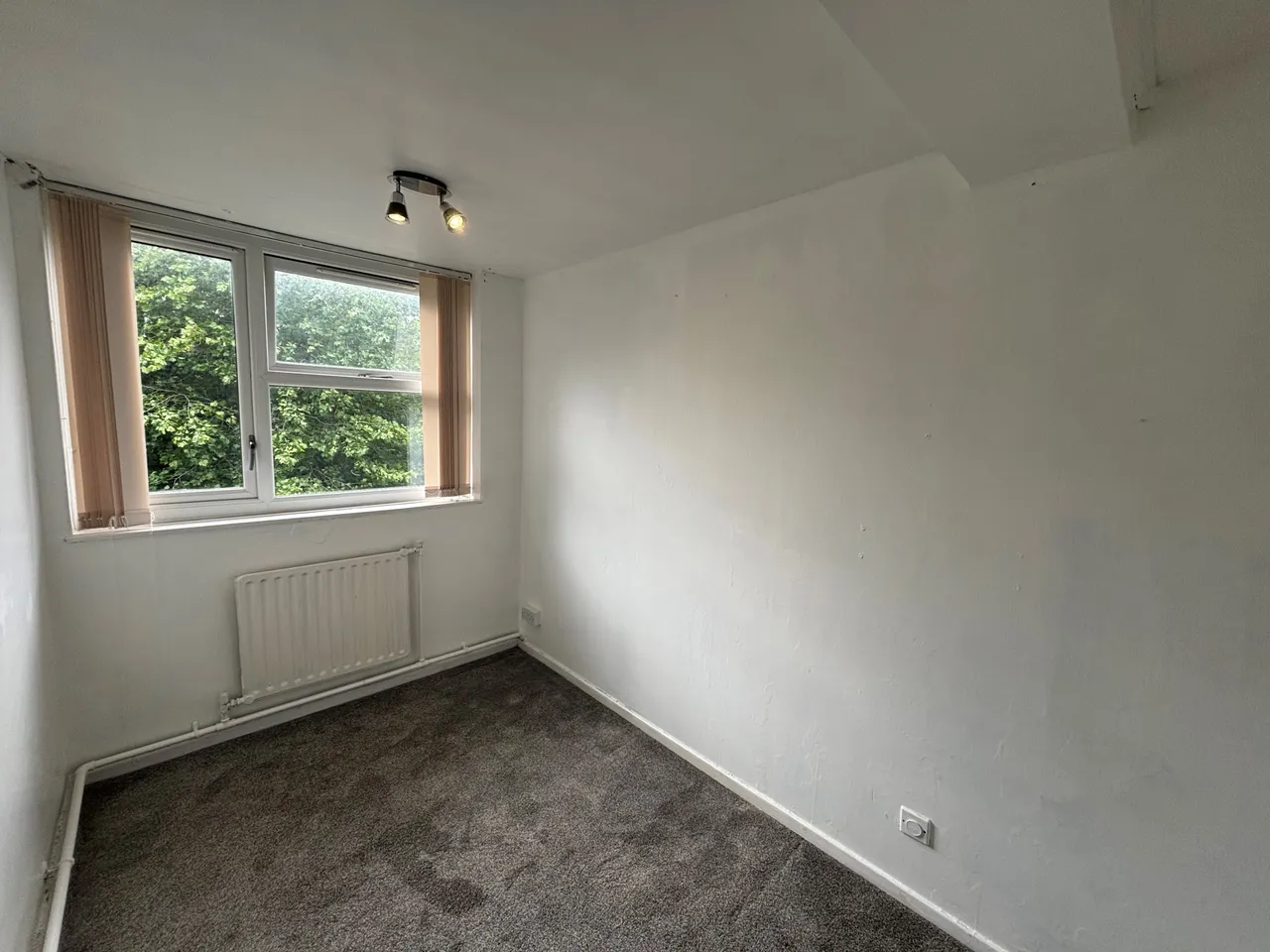 Chesworth Close SK1, photo 12