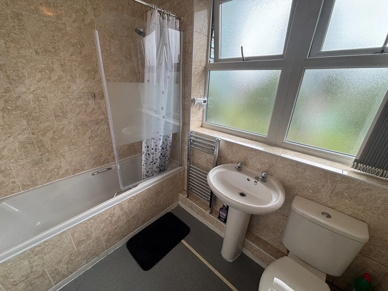 Chesworth Close SK1, photo 13