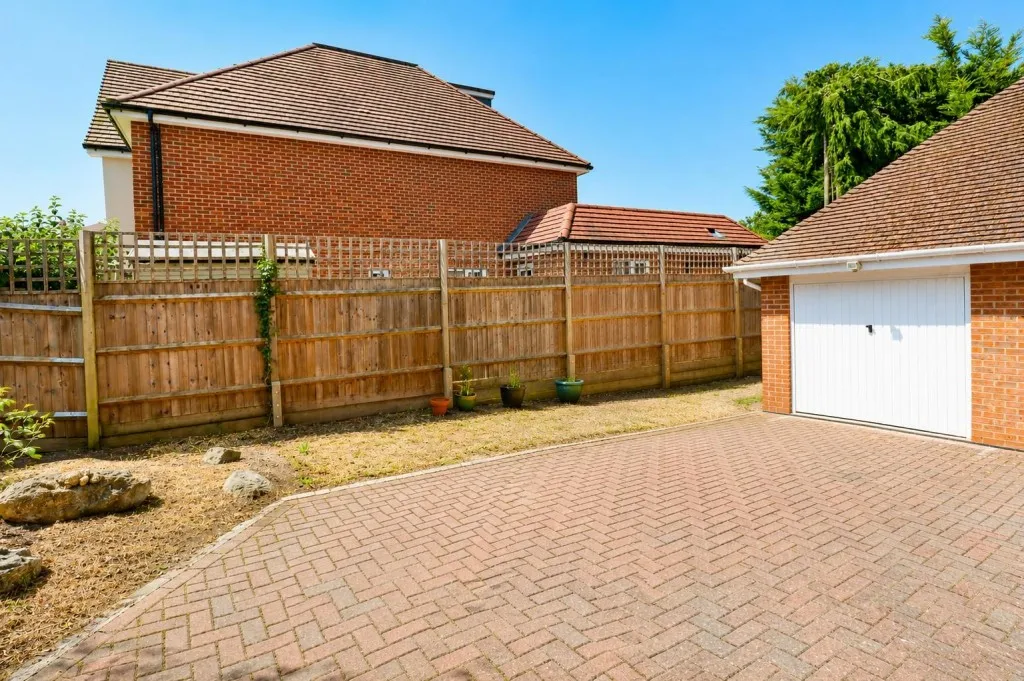 Knight Close, Fleet, photo 22