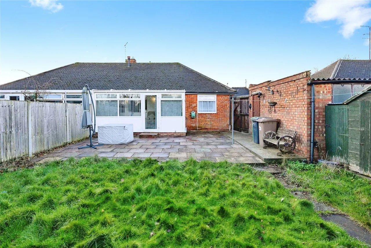 Browning Road, Luton, Bedfordshire, LU4, photo 11