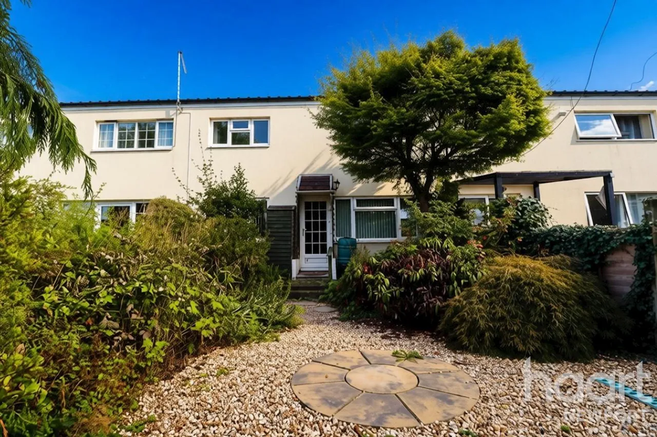 3 bed house for sale, Clawdd Du, Monmouth, NP25