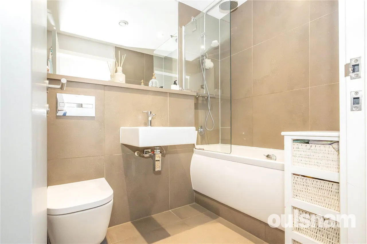 Bournville Lane, Bournville, Birmingham, West Midlands, B30 2BZ, photo 7