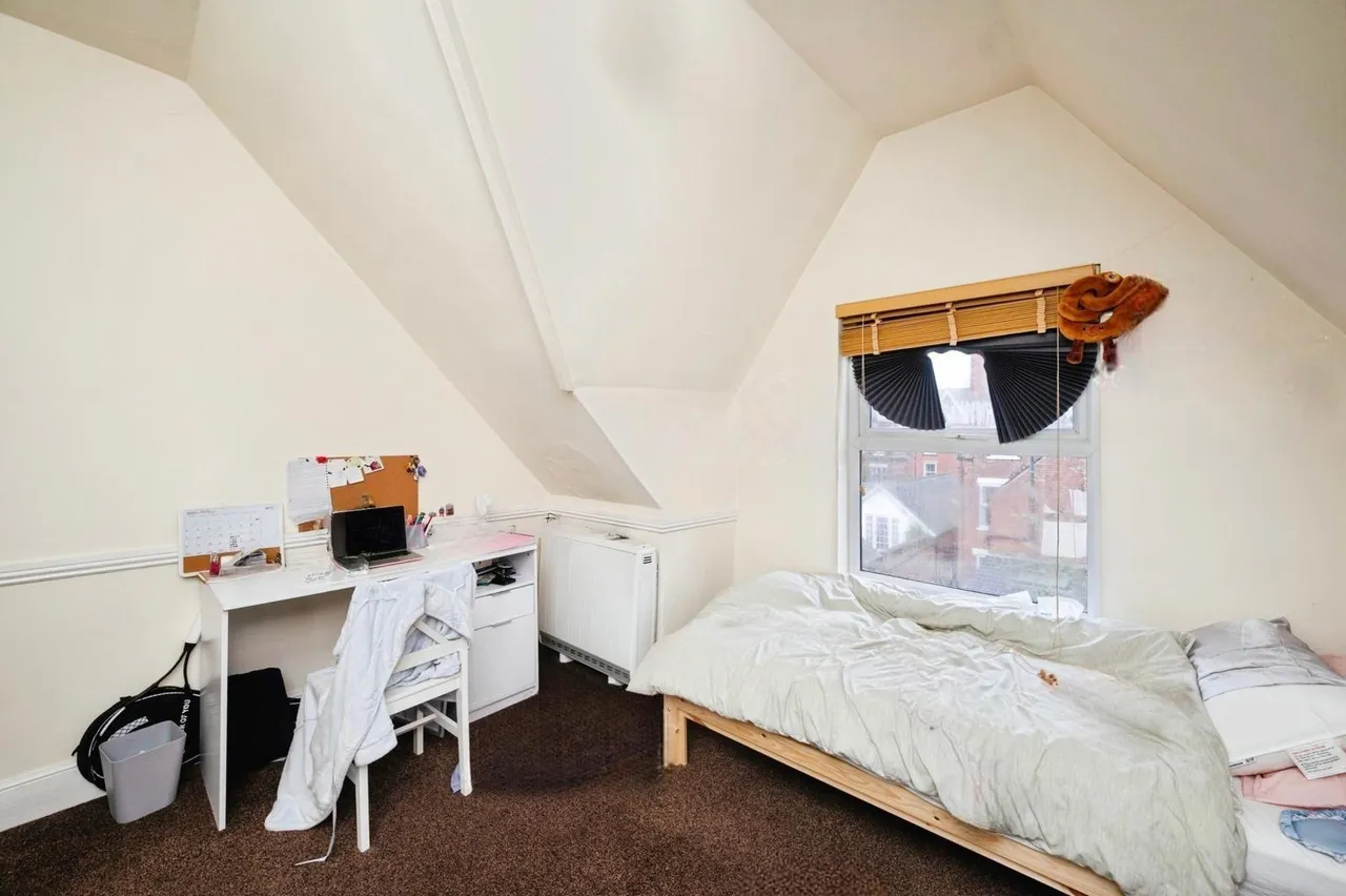 Hamilton Drive, Nottingham, Nottinghamshire, NG7, photo 8