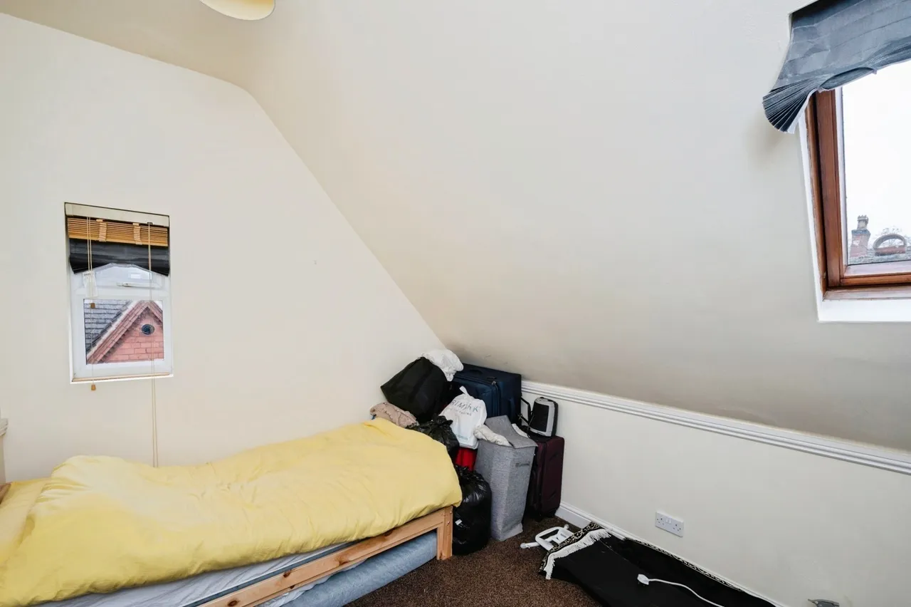 Hamilton Drive, Nottingham, Nottinghamshire, NG7, photo 9