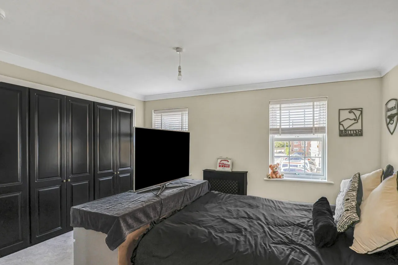 St Georges Drive, Bournemouth, BH11, photo 7