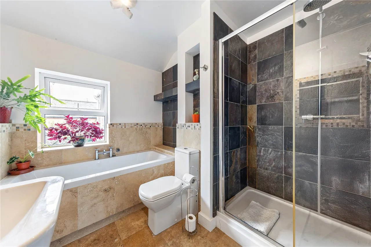 West Street, Oundle, PE8, photo 17