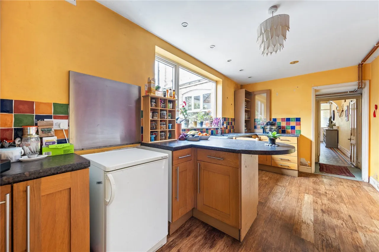 West Street, Oundle, PE8, photo 12