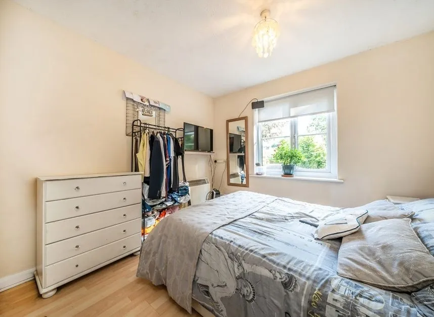 Langridge Mews, Hampton, TW12, photo 4