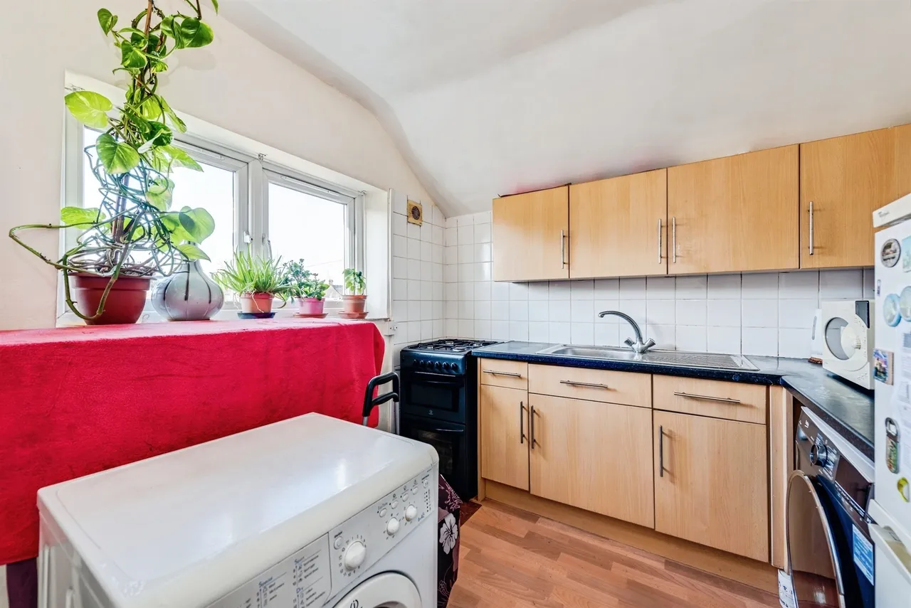 County Road, Swindon, SN1, photo 10