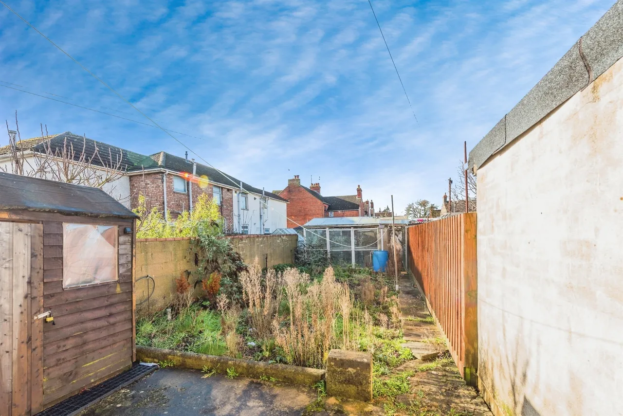 County Road, Swindon, SN1, photo 17