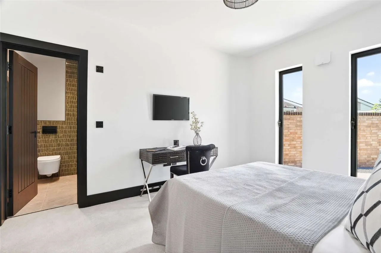 Keysers Road, Broxbourne, EN10, photo 12