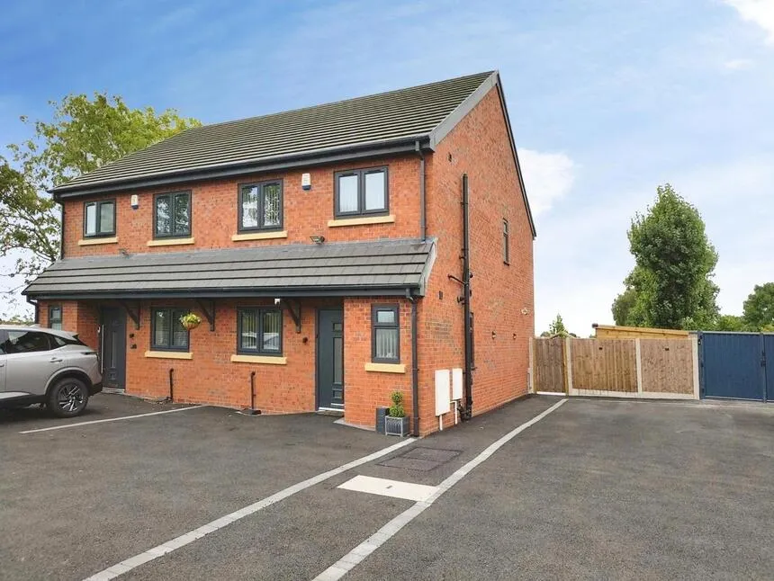 Blackhalve Lane, Wolverhampton, West Midlands, WV11, photo 10