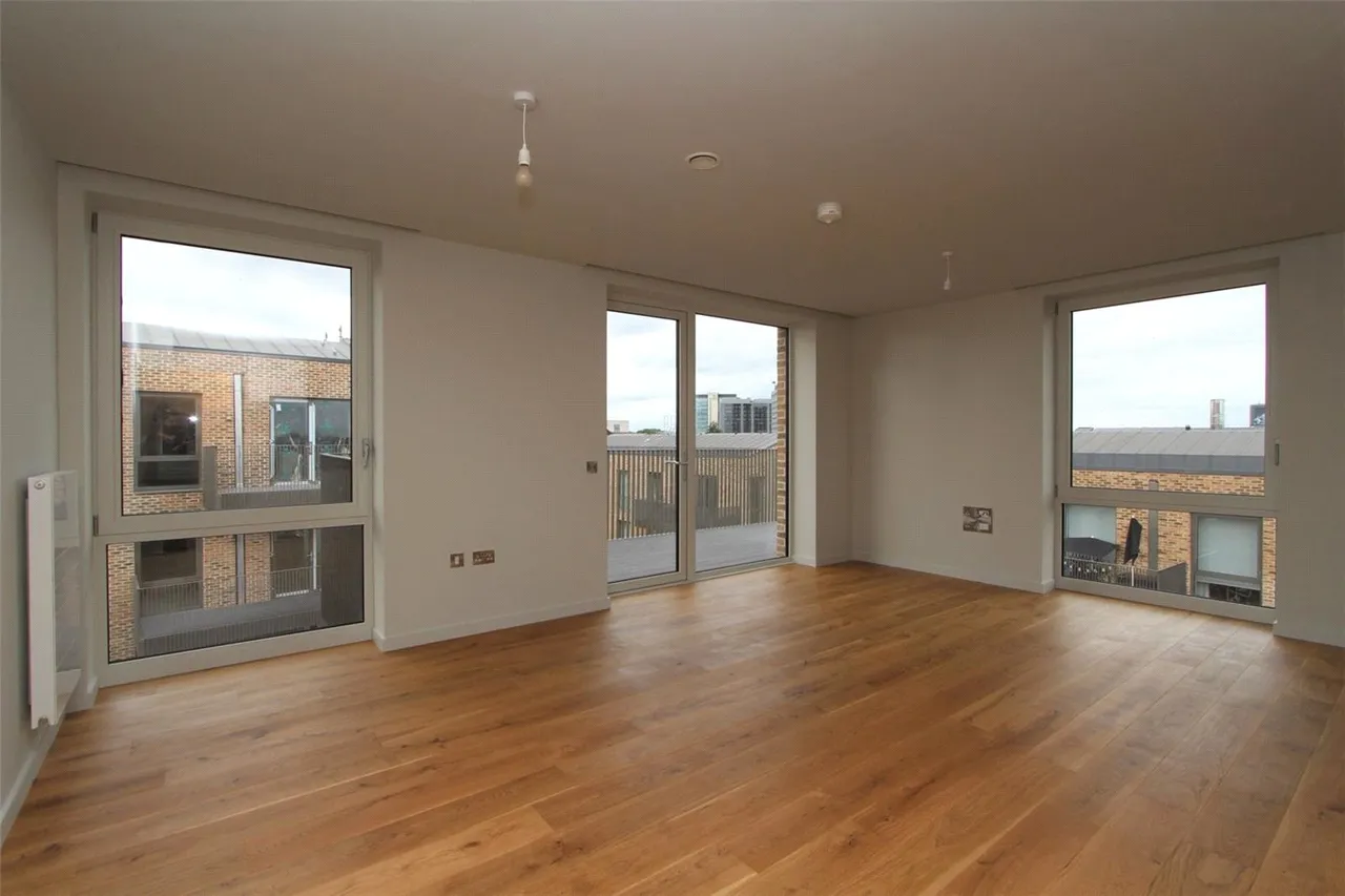 Boaters Avenue, Brentford, TW8, photo 6