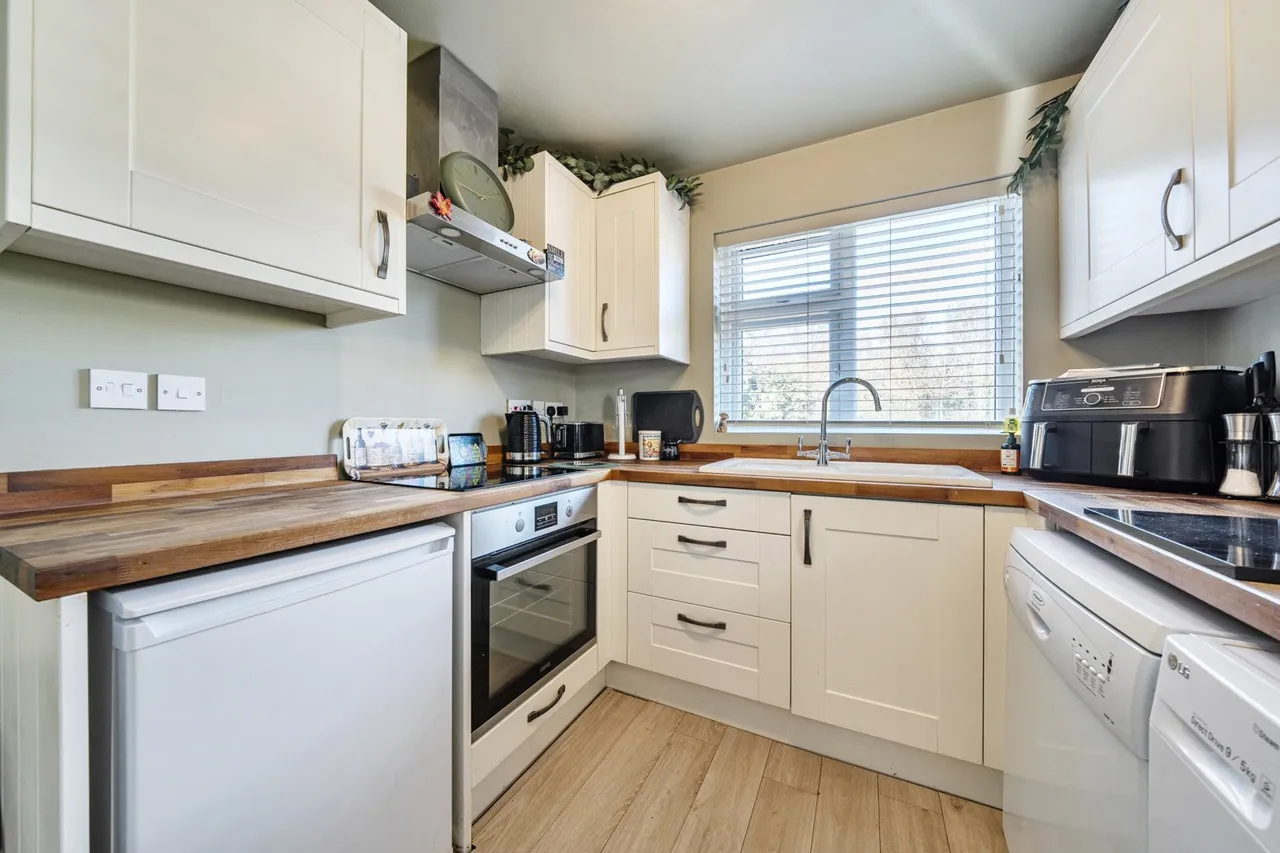 Iron Mill Lane, Dartford, DA1, photo 17