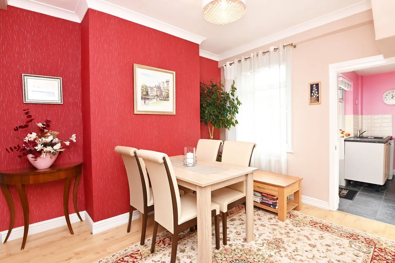 King Edwards Drive, Harrogate, HG1, photo 3