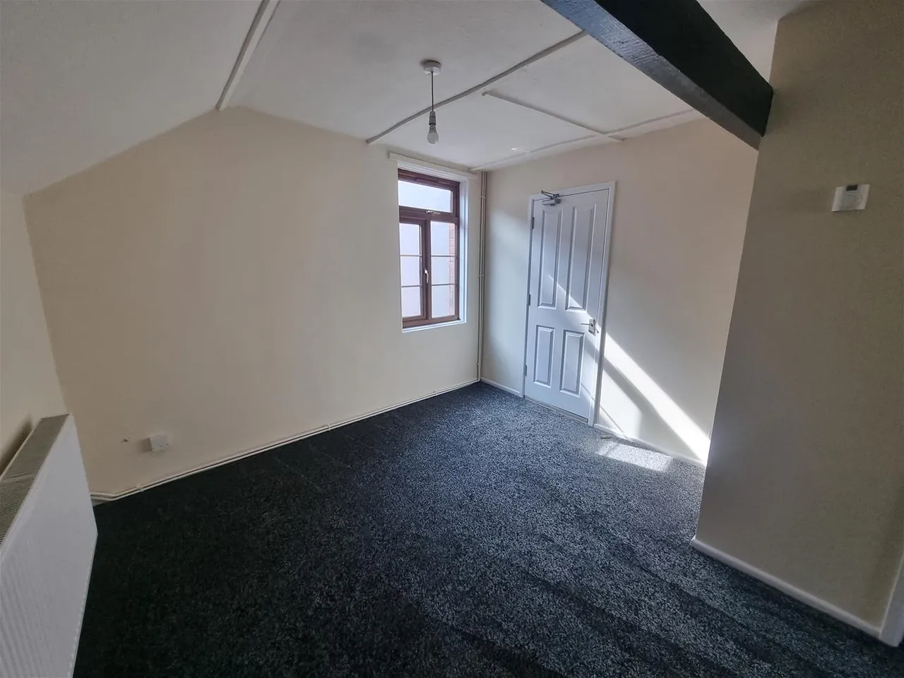 10-11 Market Place, Coleford, photo 3