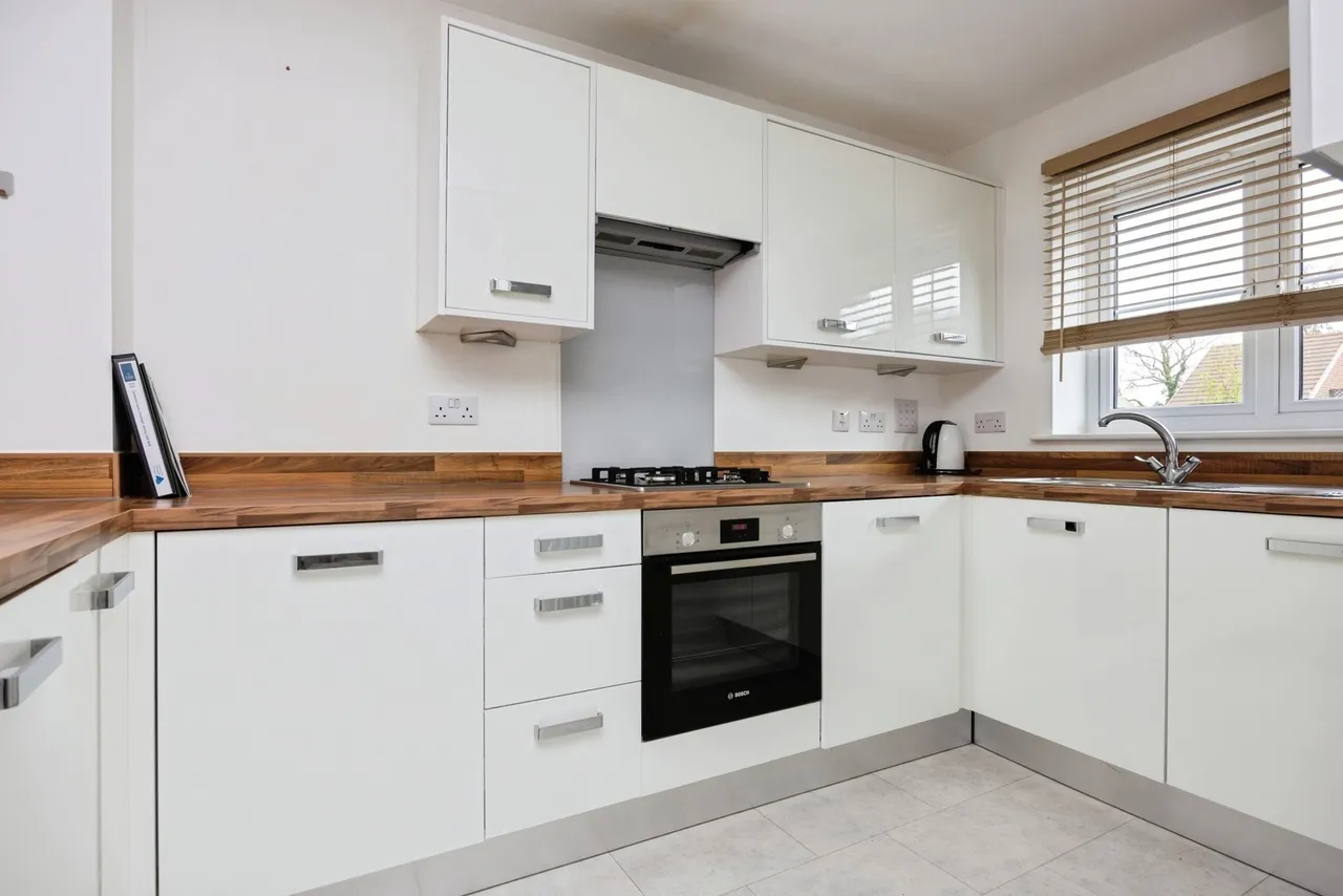 Farrier Lane, Cranleigh, GU6, photo 13