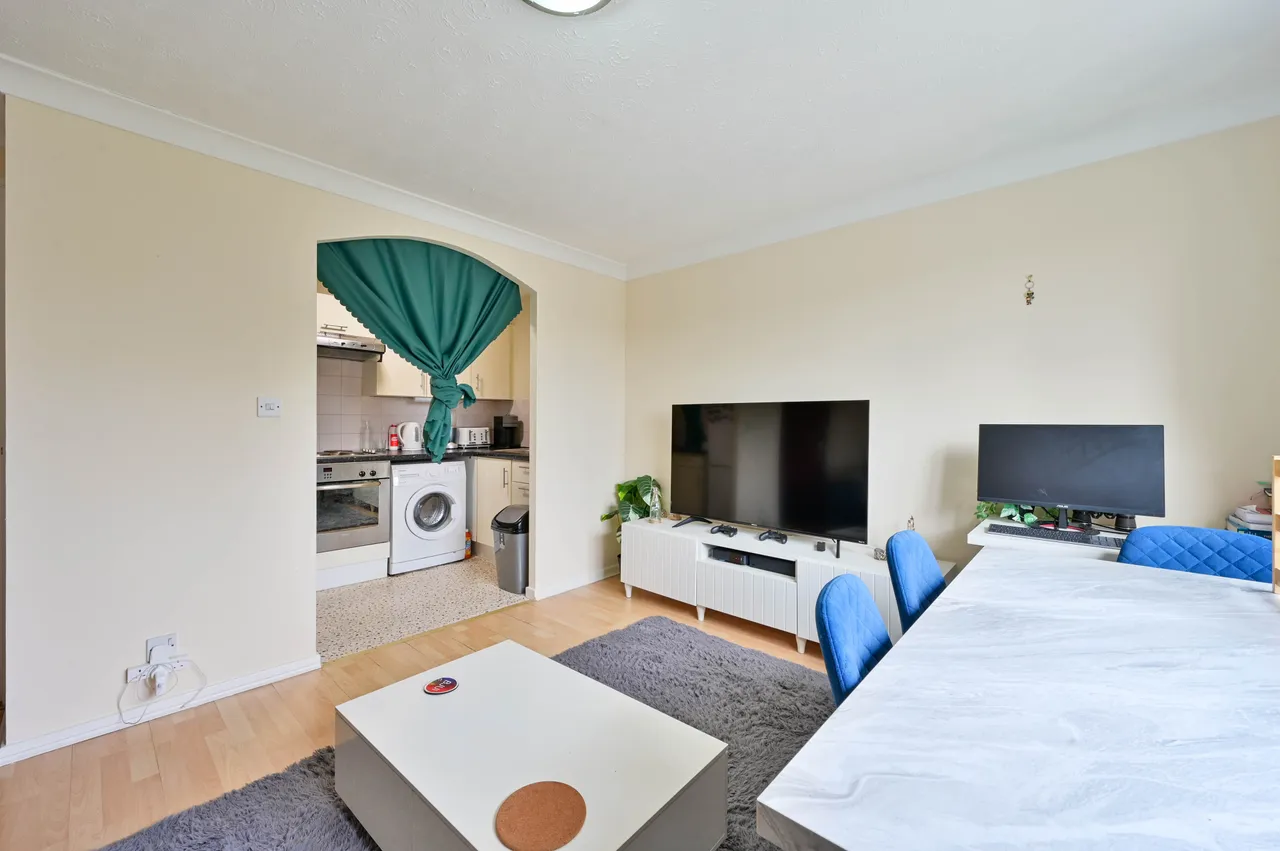 38 Shelley Way, London, photo 7