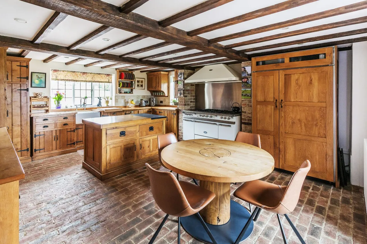 Somersbury Lane, Rudgwick, RH12, photo 4