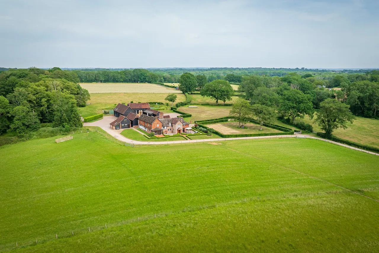 Somersbury Lane, Rudgwick, RH12, photo 9