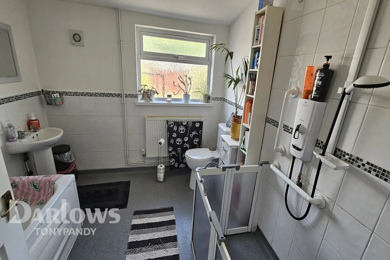 Bailey Street, Ton Pentre, CF41, photo 10