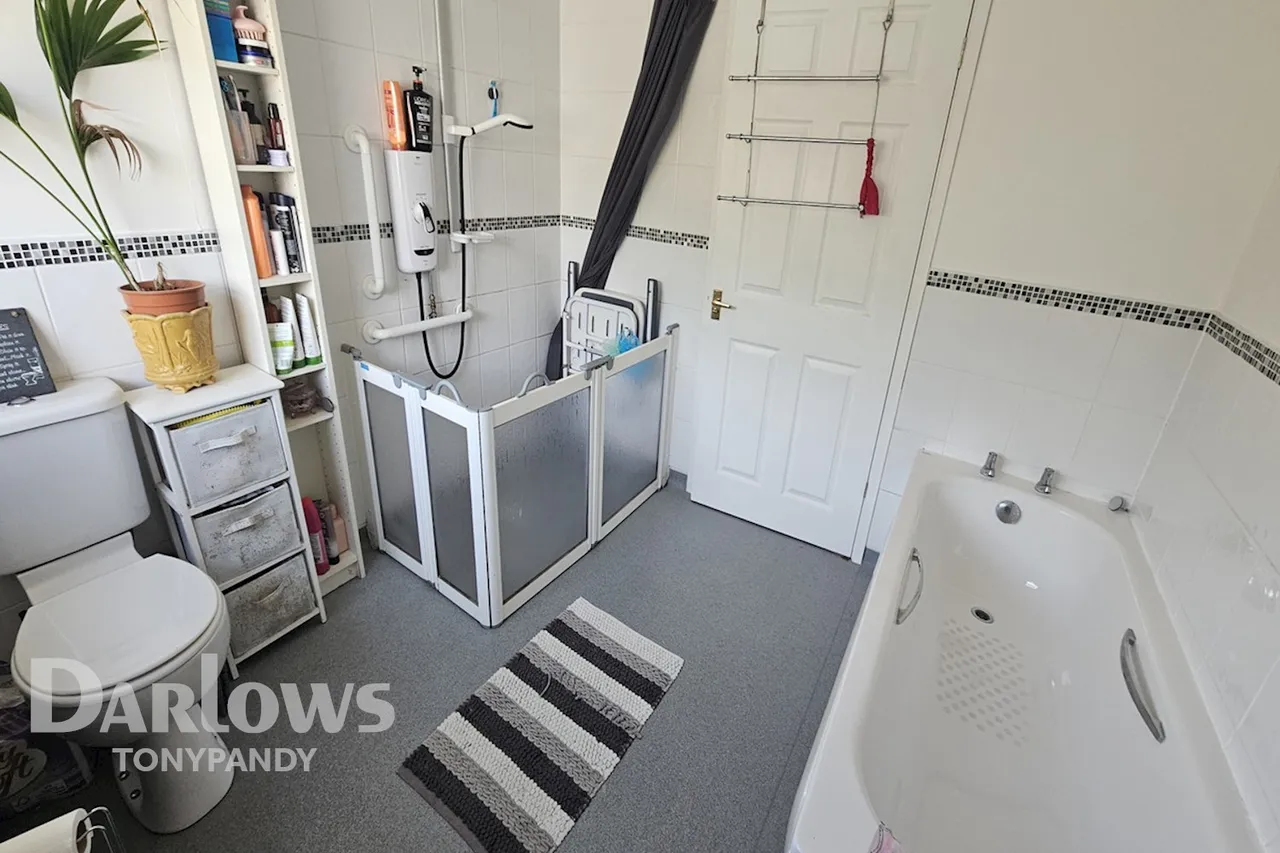 Bailey Street, Ton Pentre, CF41, photo 12