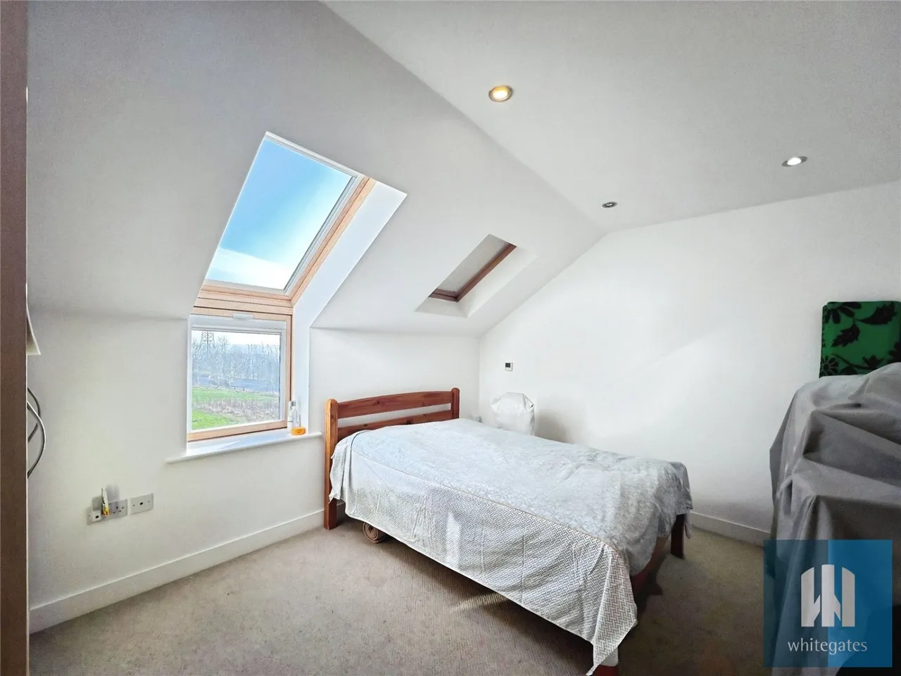 Grimescar Road, Huddersfield, HD2, photo 2