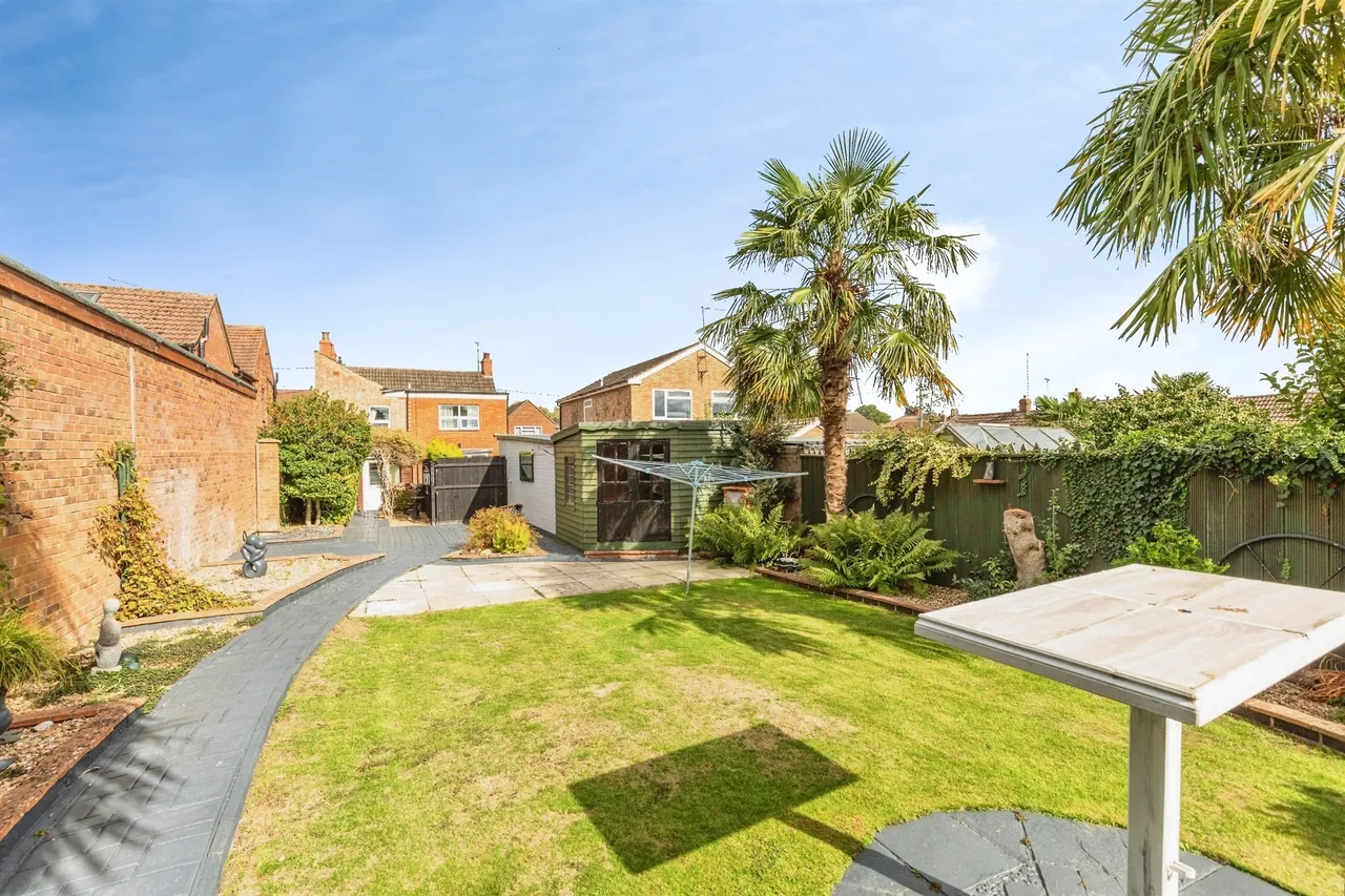 Millers Close, Finedon, NN9, photo 19