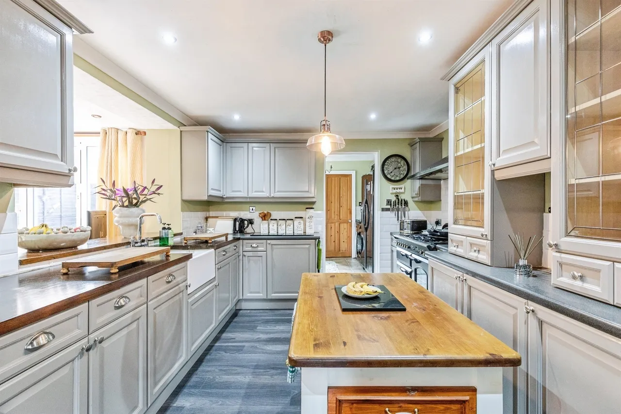 Millers Close, Finedon, NN9, photo 8
