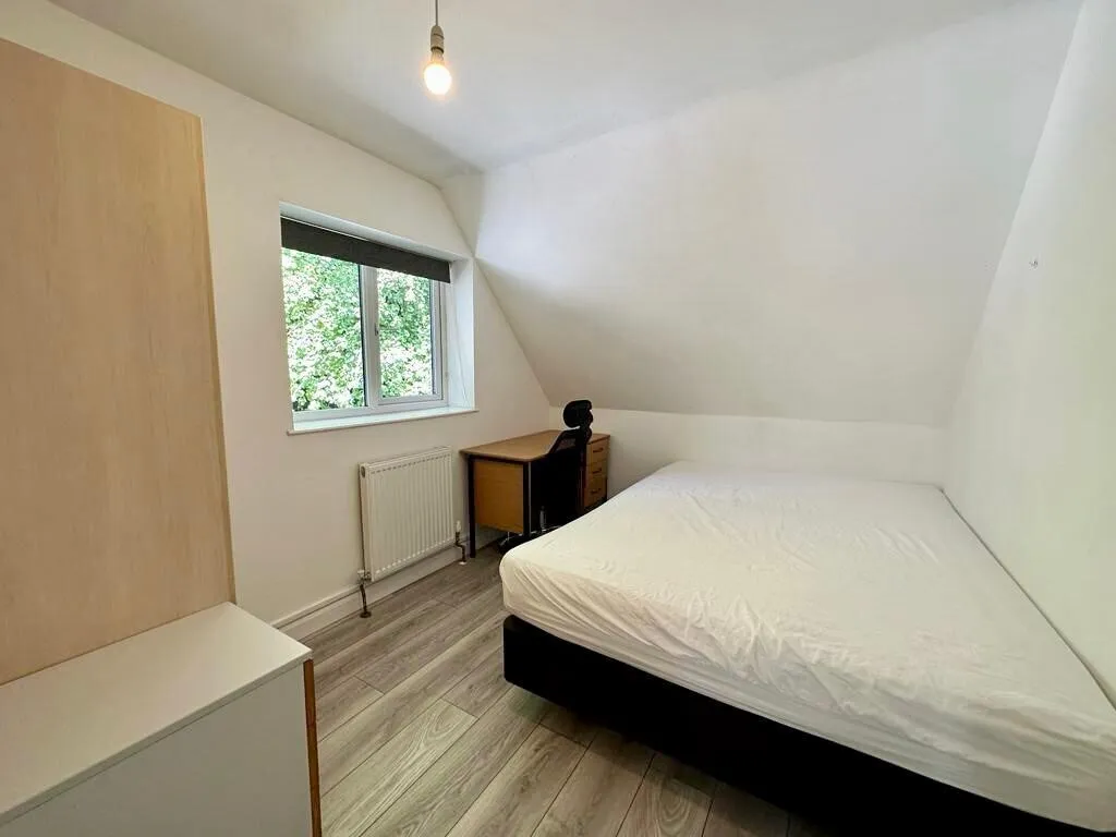 Cromwell Road, Winchester, SO22, photo 5