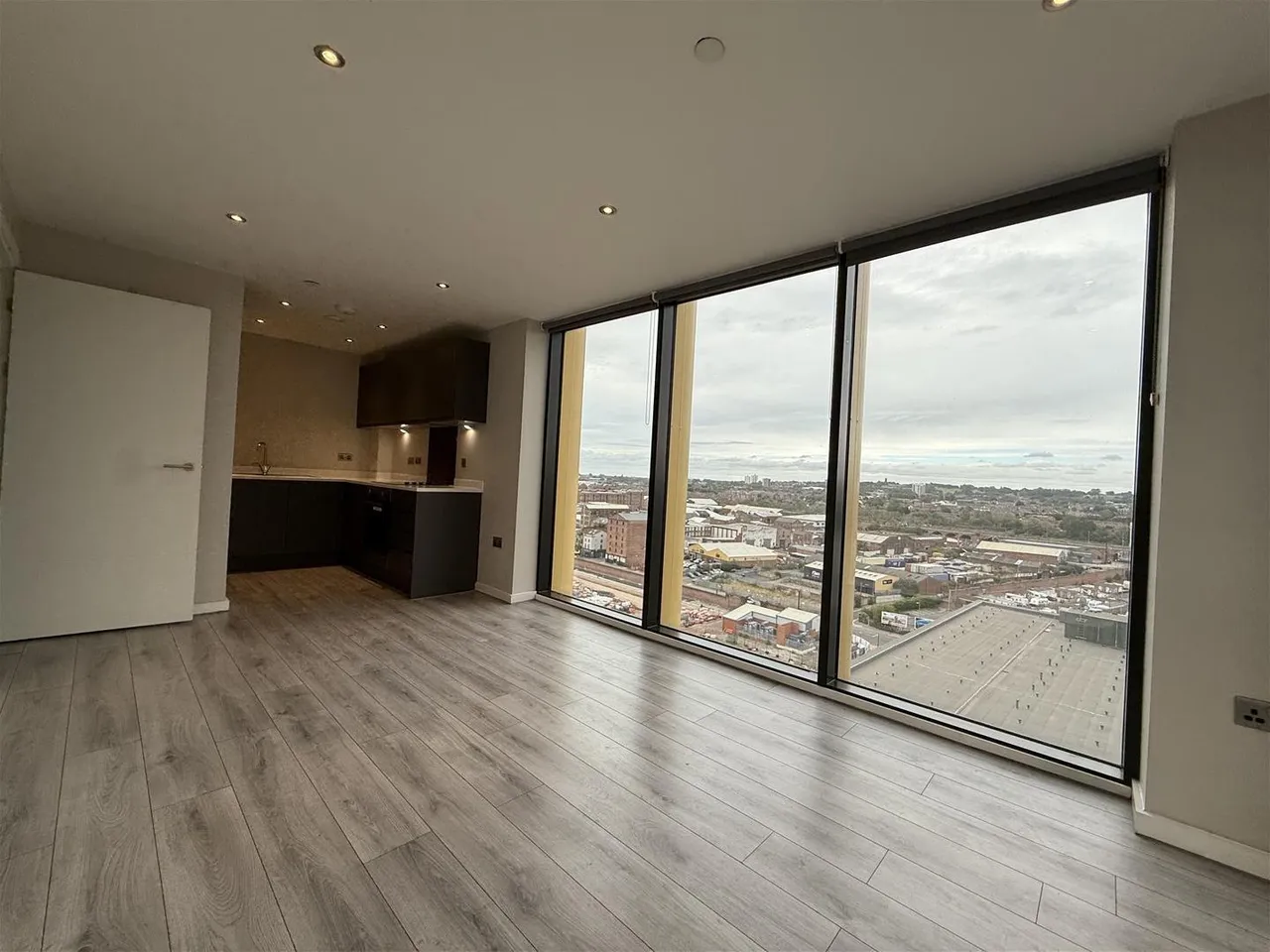 11 Jesse Hartley Way, Liverpool, Merseyside L3 0AZ, photo 2