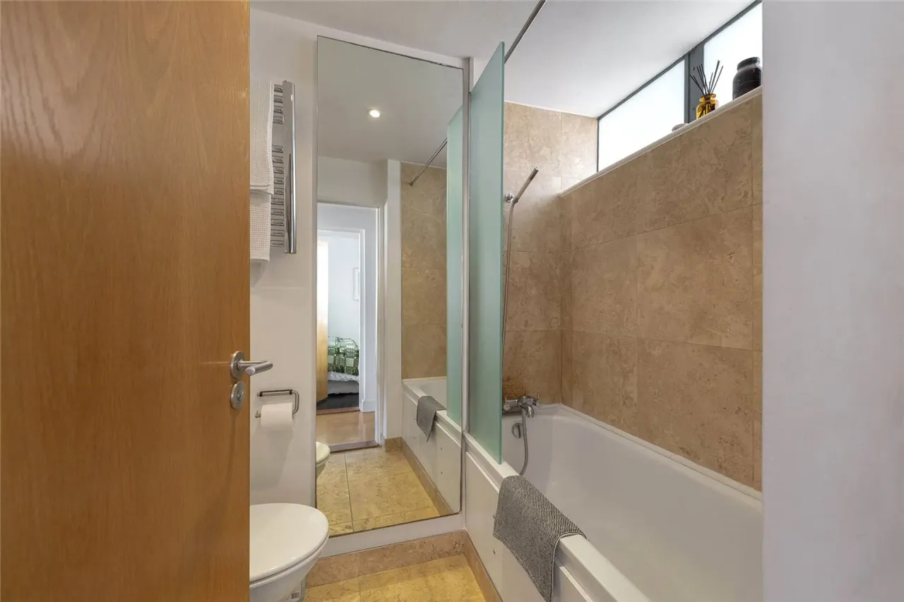 Guide £350,000 - £375,000 Keeling House, Claredale Street, Bethnal Green E2, photo 9
