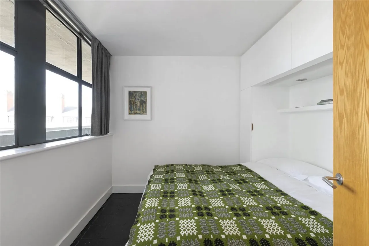 Guide £350,000 - £375,000 Keeling House, Claredale Street, Bethnal Green E2, photo 8