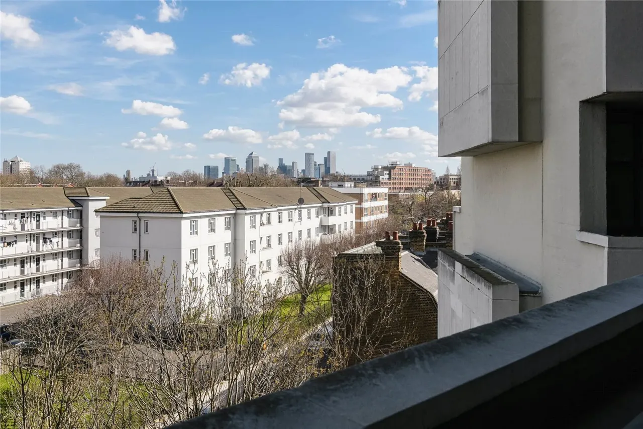 Guide £350,000 - £375,000 Keeling House, Claredale Street, Bethnal Green E2, photo 6