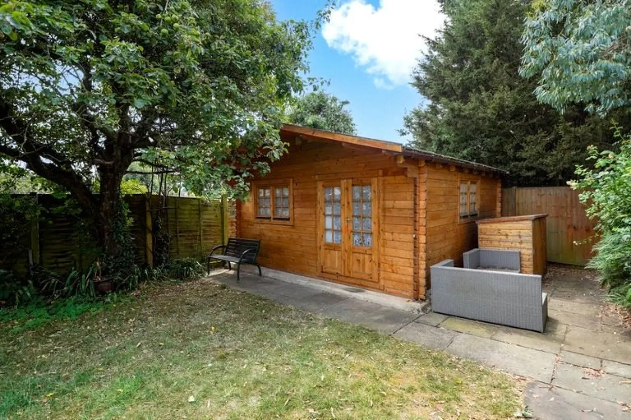 Lonsdale Drive, Enfield, EN2, photo 9