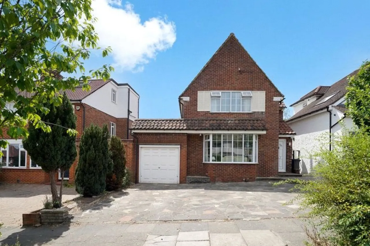 Lonsdale Drive, Enfield, EN2, photo 10
