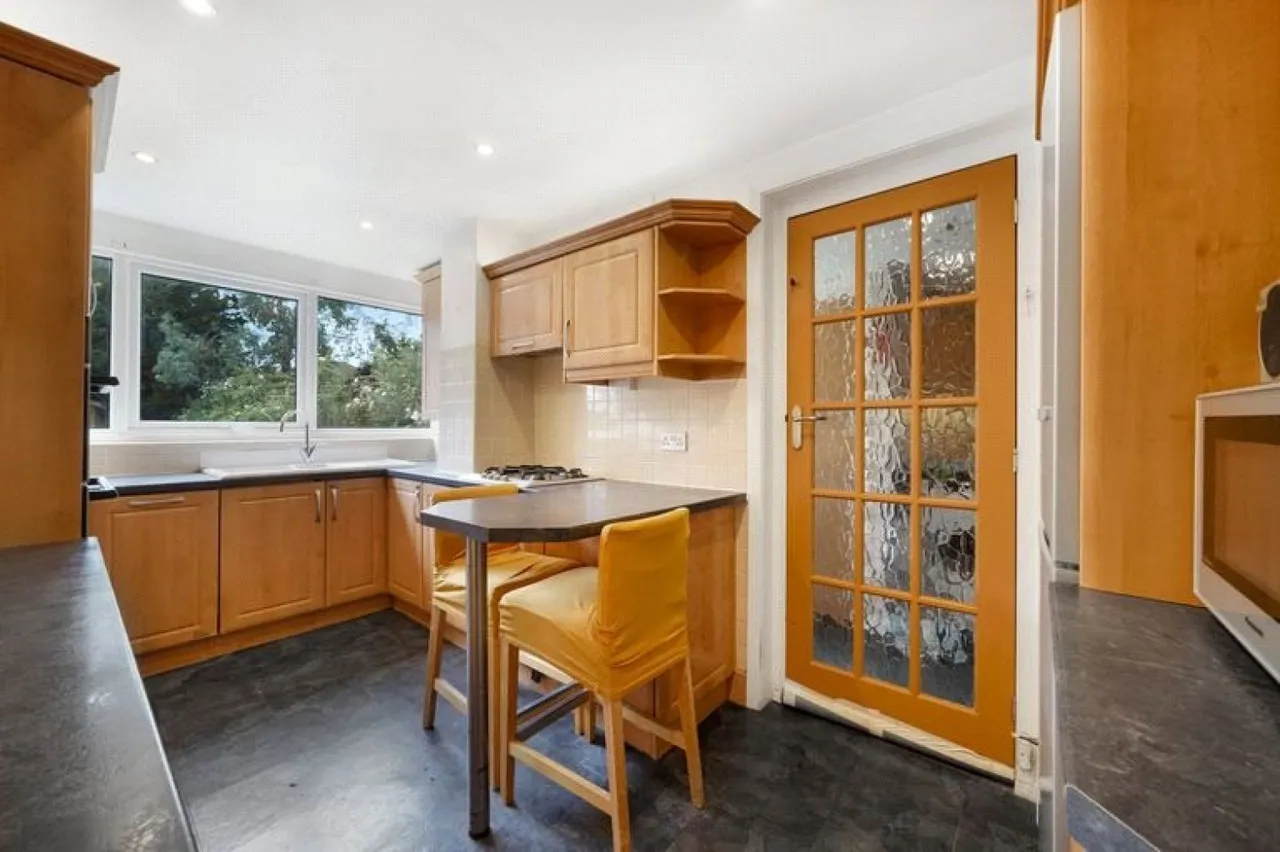 Lonsdale Drive, Enfield, EN2, photo 8