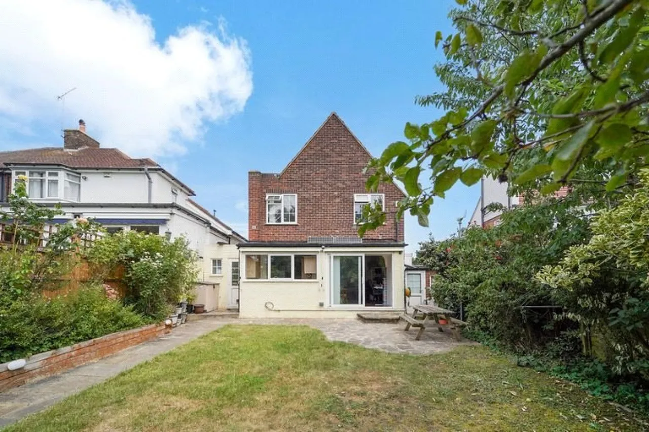 Lonsdale Drive, Enfield, EN2, photo 7