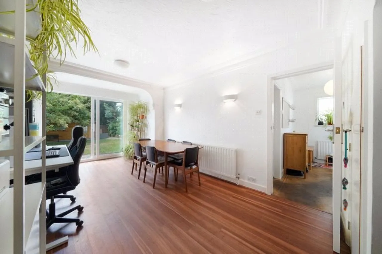 Lonsdale Drive, Enfield, EN2, photo 12