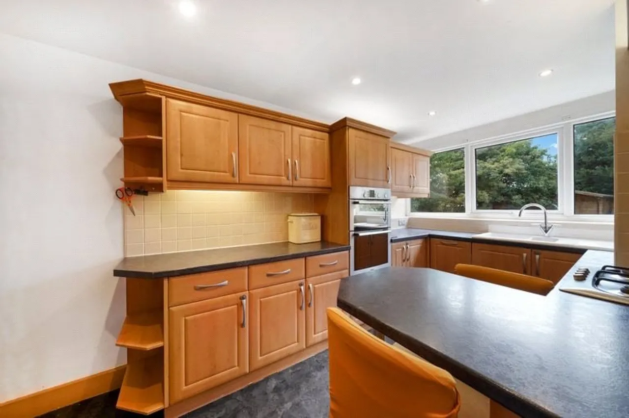 Lonsdale Drive, Enfield, EN2, photo 5