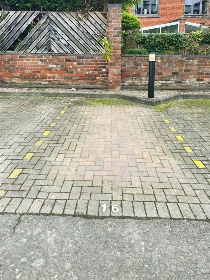 St. Marys Street, Worcester, WR1, photo 9