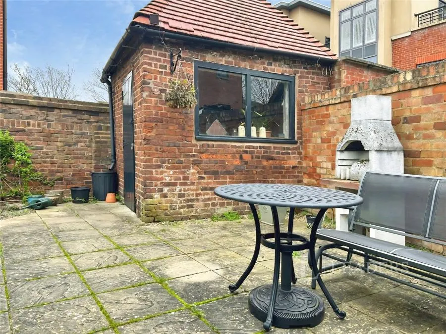 St. Marys Street, Worcester, WR1, photo 8