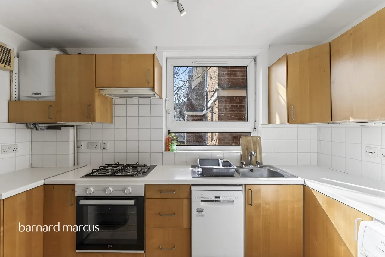 Wallis Close, London, SW11, photo 5