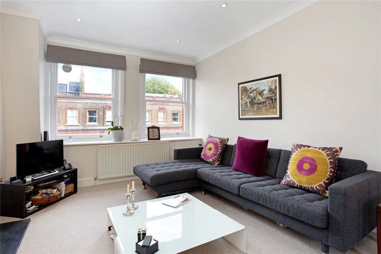 2 bed flat to rent — Rosary Gardens, London, SW7