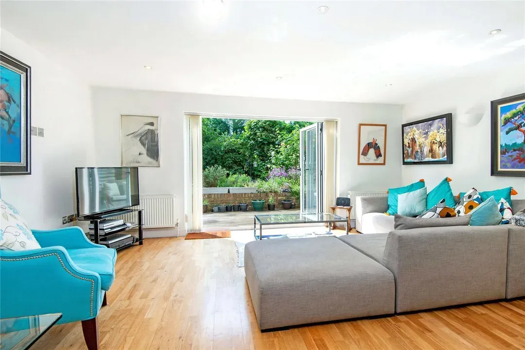 3 bed flat for sale — Broadhurst Gardens, South Hampstead, London, NW6
