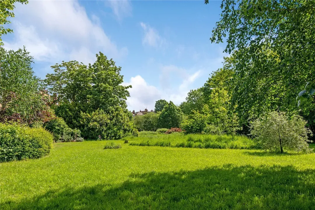 Broadhurst Gardens, South Hampstead, London, NW6, photo 11