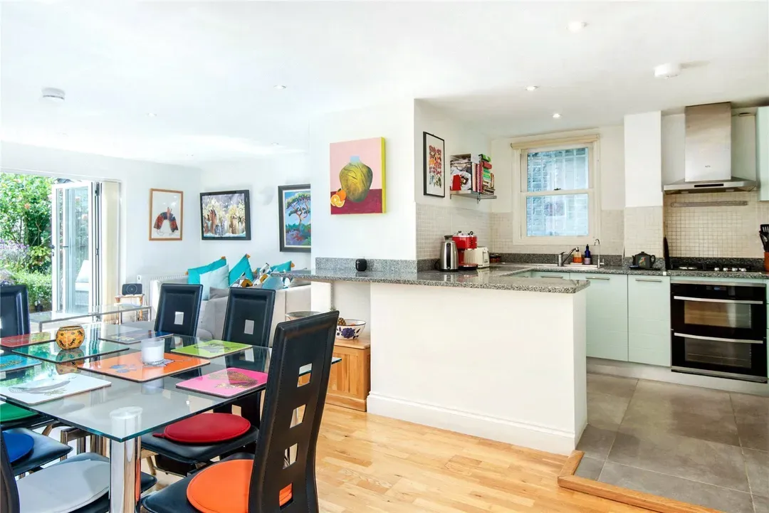 Broadhurst Gardens, South Hampstead, London, NW6, photo 9