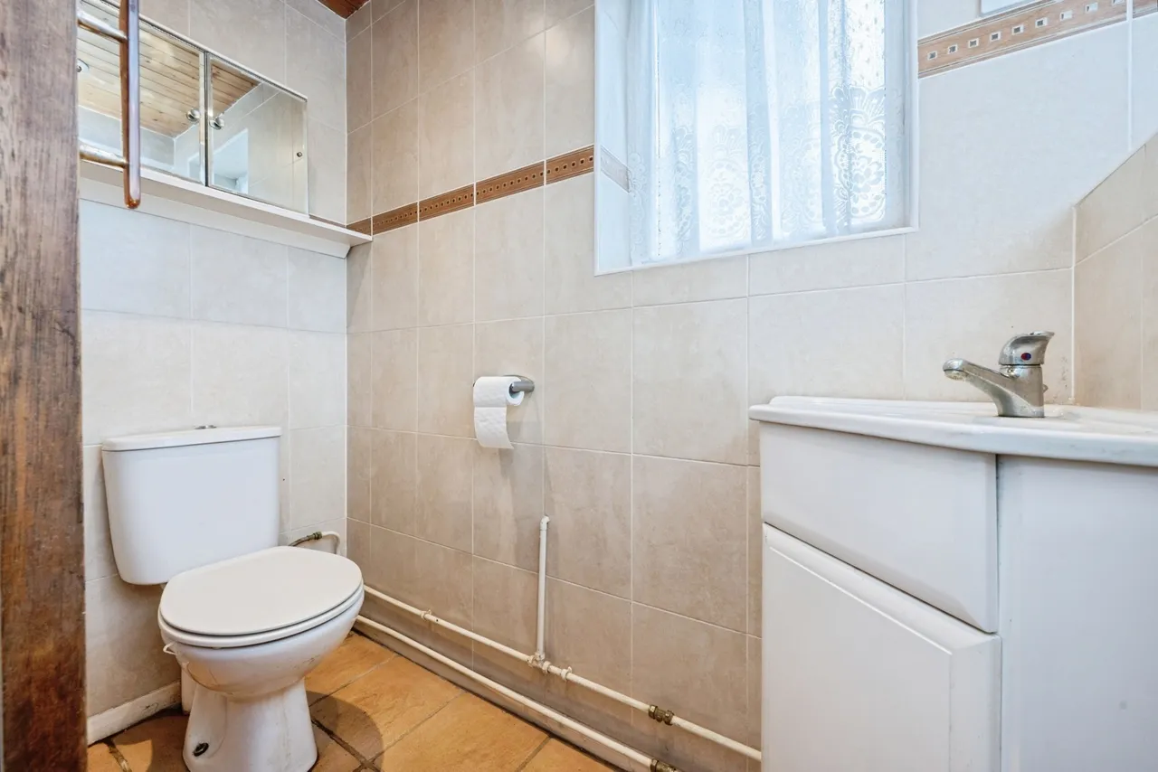 Ashcroft Road, LUTON, Bedfordshire, LU2, photo 11